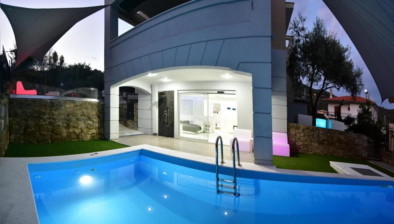 Alpha Delta Pool Suite Палеон-Цифликион Экстерьер фото